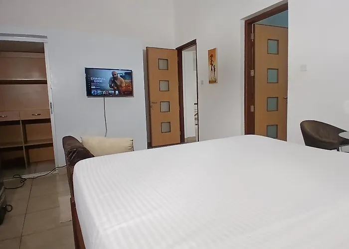Ary Homestay Nyali- Behind City Mall